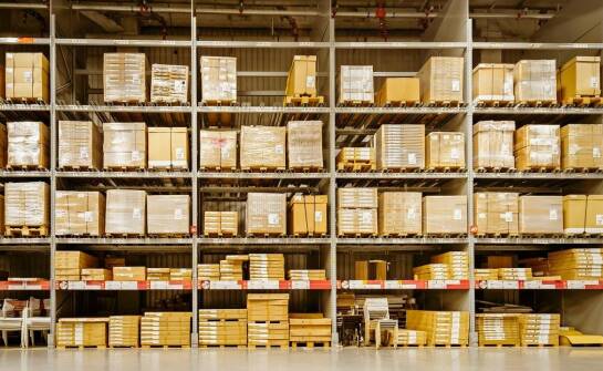 Znaczenie próbek magazynowych i dostawców w procesie projektowym