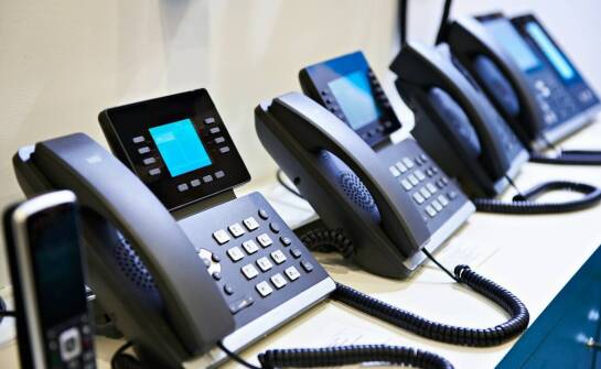Wykorzystanie technologii VoIP w telefonach bezprzewodowych stacjonarnych