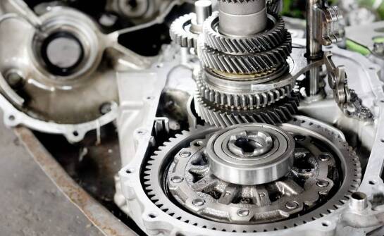 Korzyści płynące z użycia listwy helikalnej w projektowaniu maszyn