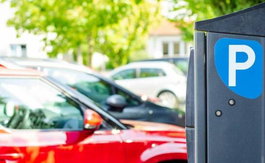 Automaty parkingowe a integracja z systemami rozpoznawania tablic rejestracyjnych
