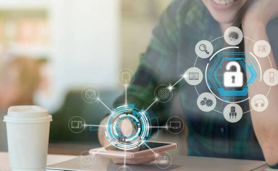 Jakie są kluczowe funkcje systemu online do archiwizacji dokumentów?