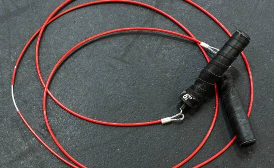 Kluczowe akcesoria do organizacji treningów zespołowych w siatkówce