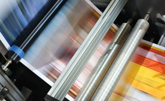 Jak personalizowane koszulki mogą zwiększyć rozpoznawalność Twojej marki?