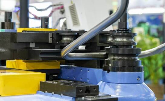 Zastosowanie technologii CNC w gięciu drutu: nowoczesne rozwiązania