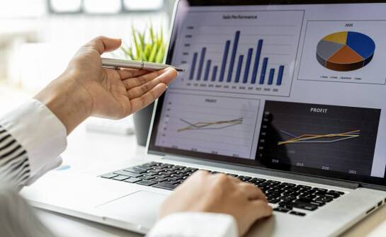 Kluczowe wyzwania i korzyści związane z generowaniem leadów w telemarketingu