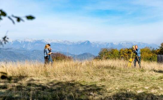 Proces tworzenia dokumentacji geologicznej – od badań terenowych po raport końcowy