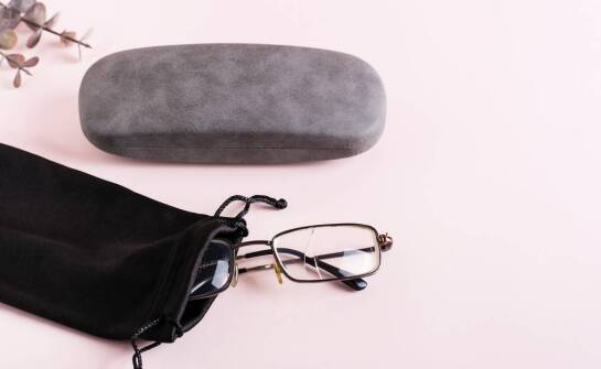 Stylowe okulary korekcyjne dla kobiet – trendy i funkcjonalność