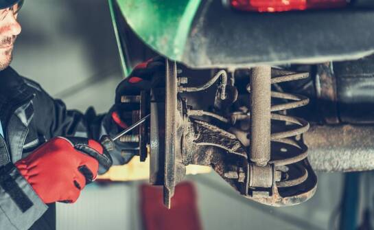 Wpływ regularnej konserwacji na trwałość i wydajność pojazdu