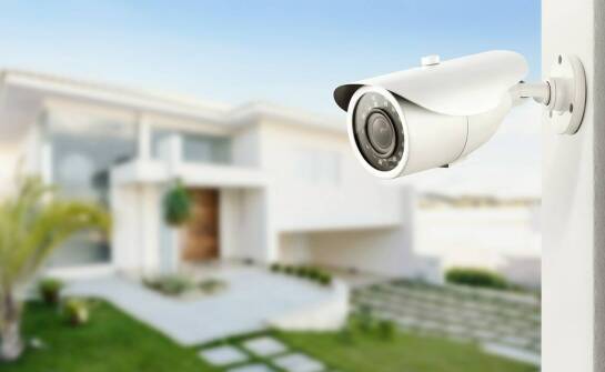 Jakie są zalety wynajmu mobilnych wież do monitoringu dla małych firm?