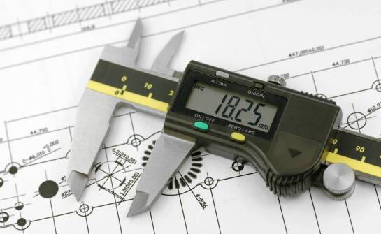 Jak tenjsometr wpływa na dokładność pomiarów w laboratoriach?