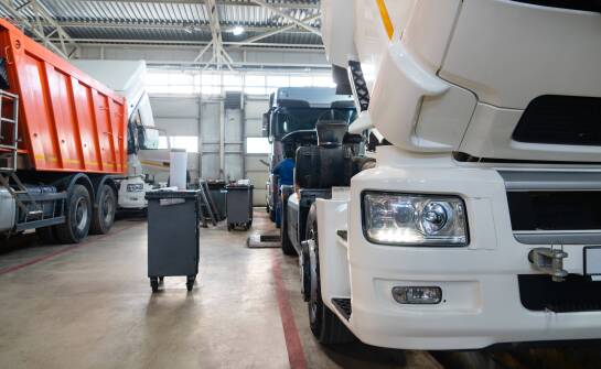 Dlaczego precyzyjna diagnostyka jest kluczowa w naprawach ciężarówek?