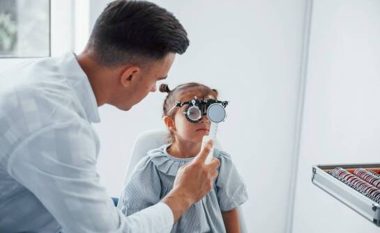 Znaczenie badania dna oka w profilaktyce schorzeń wzroku u dzieci
