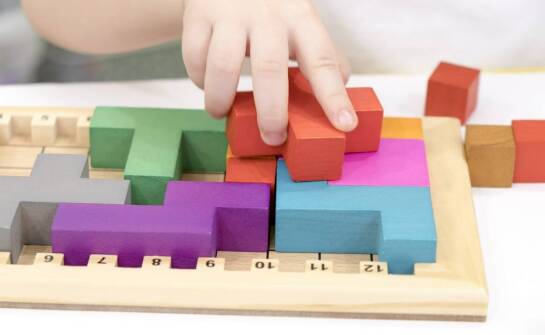 Zastosowanie mini puzzli w edukacji przedszkolnej – korzyści i możliwości