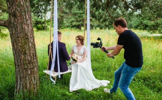 Fotograf Krosno: Najlepsze praktyki w fotografii okolicznościowej