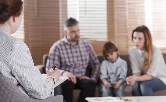 Wsparcie psychologiczne dla rodzin: oferta poznańskich specjalistów