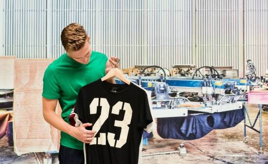 Koszulki personalizowane jako skuteczny element marketingu bezpośredniego