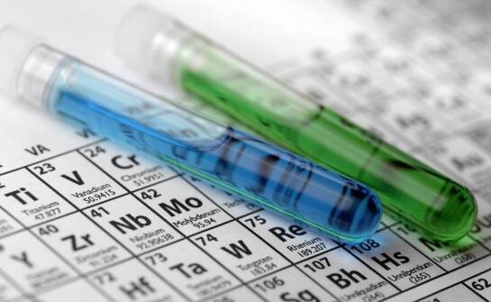 Właściwości chemiczne pierwiastków a ich pozycja w układzie okresowym