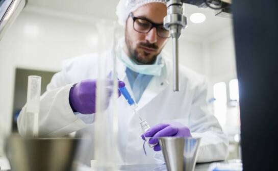 Znaczenie regularnego serwisowania sprzętu laboratoryjnego dla jego trwałości