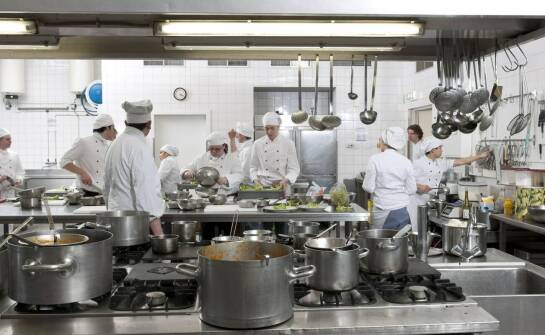Rola audytów w procesie tworzenia dokumentacji HACCP dla gastronomii