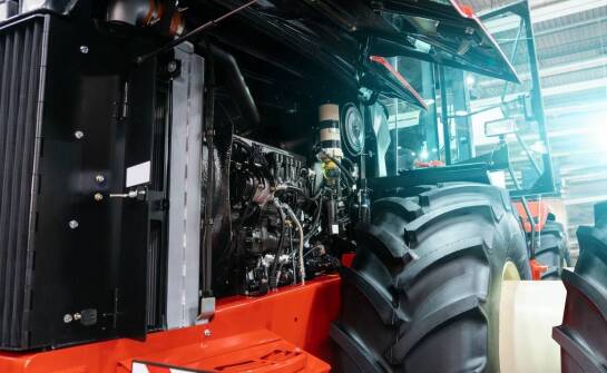 Jak mobilny serwis wpływa na przedłużenie żywotności ciągników rolniczych?