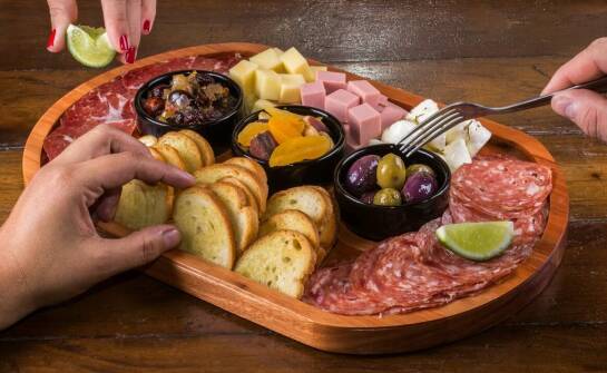 Jakie są najlepsze włoskie potrawy z serem pecorino?