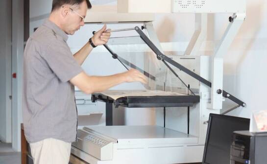 Skanowanie wielkoformatowe w procesie digitalizacji dokumentów