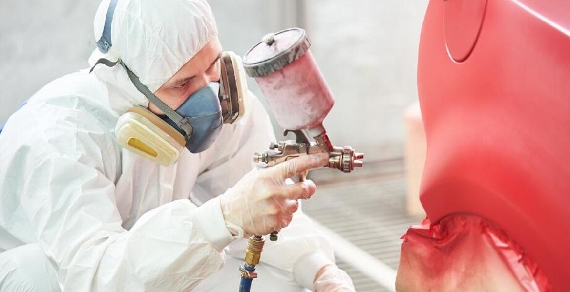 Najnowsze trendy w akcesoriach lakierniczych dla branży motoryzacyjnej