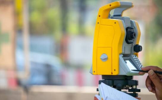 Jak tyczenie granic wpływa na rozwój terenów miejskich?