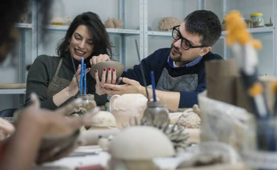 Jak odpowiednio komponować ceramikę w wystroju wnętrz?
