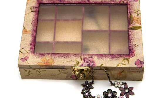 Personalizowany chustecznik decoupage – idealny prezent na każdą okazję