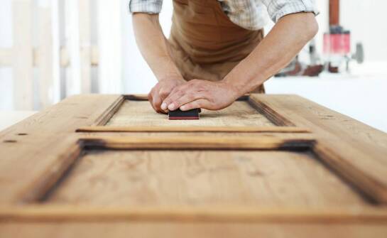 Serwis i utrzymanie techniczne mebli sklepowych – co warto wiedzieć?