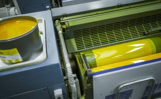 Zastosowanie druku offsetowego na arkuszach formatu B2 – zalety i wyzwania