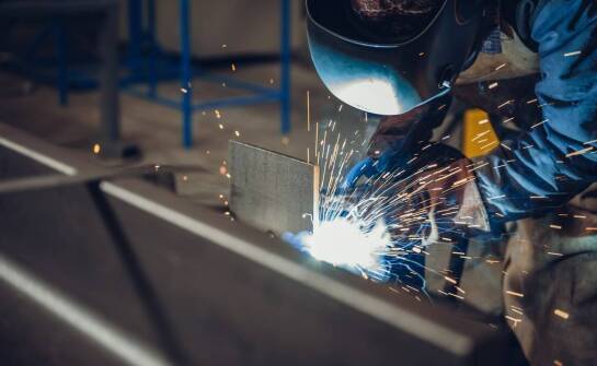Kluczowe korzyści zgrzewania aluminium w produkcji elementów konstrukcyjnych