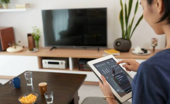 Jak systemy przyzywowo-alarmowe wspierają bezpieczeństwo mieszkańców domów spokojnej starości łódzkie?