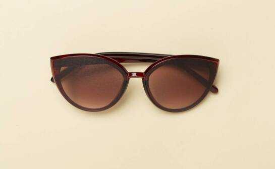 Kiedy i dlaczego warto zdecydować się na okulary przeciwsłoneczne korekcyjne?