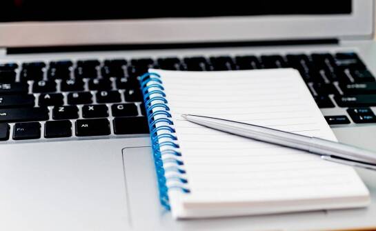 Jakie są różnice między stacjonarnymi a online kursami RODO?