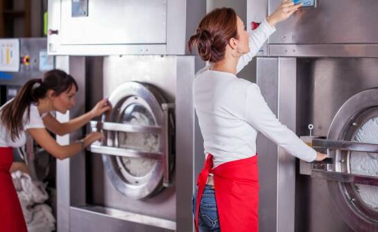 Rola automatyzacji w pralniach samoobsługowych – co to oznacza dla klientów?