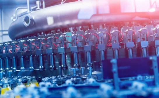 Silniki pneumatyczne a ergonomia pracy – jak poprawiają komfort operatorów?