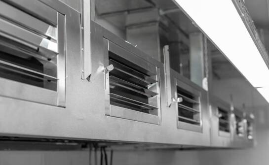 Rola systemów filtracji w utrzymaniu wysokiej jakości powietrza w strzelnicach