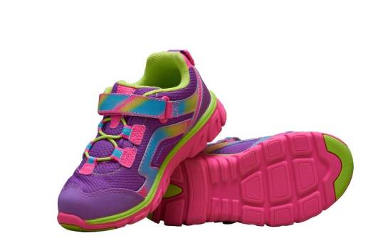 Jak wybrać dla dziecka najlepsze buty sportowe?