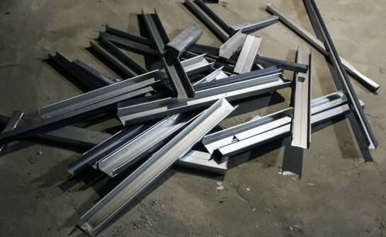 Zróżnicowanie oferty kątowników stalowych dla branży budowlanej