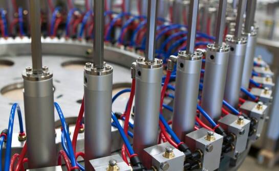 Jakie wyzwania stoją przed producentami zaworów rozdzielających hydraulicznych?