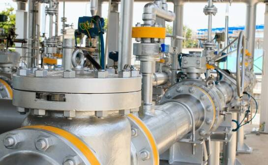 Porównanie efektywności różnych systemów instalacji gazowych