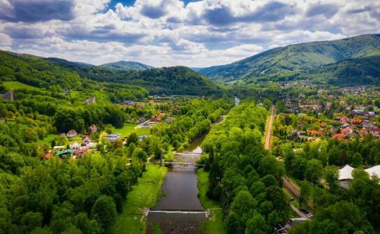 Przewodnik po działkach na sprzedaż w okolicach Bielska-Białej – co warto wiedzieć?