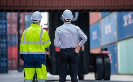 Opłaty celne a strategia logistyczna firmy