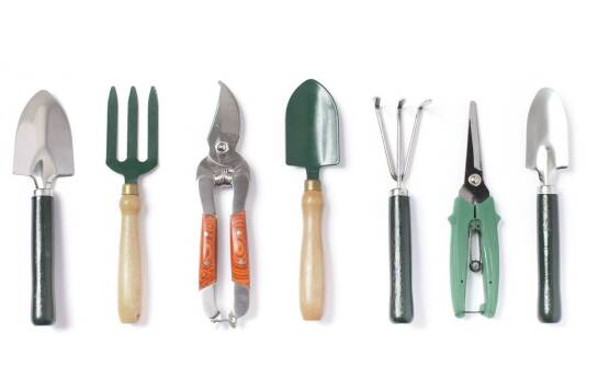 Poradnik konserwacji bijaków do kosiarki Peruzzo: jak przedłużyć ich żywotność?