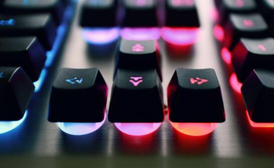 Zalety metalowych gałek do mebli w aranżacji biurowej