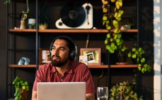 Proces wyboru idealnego głosu do nagrania audiobooka