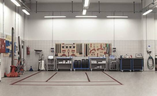 Porównanie metod ładowania: AGM vs inne typy akumulatorów