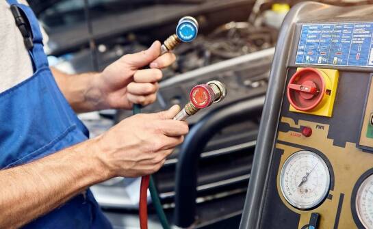 Zalety korzystania z profesjonalnej usługi "auto klima" w Twoim pojeździe